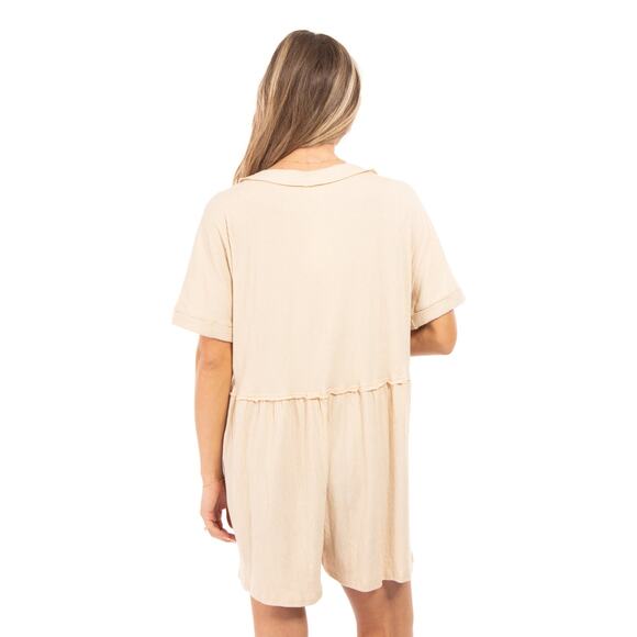Heyson NWT Beige Textured Button Front Oversized Romper Size Medium - Picture 2 of 10